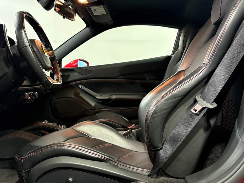 Ferrari 488 2018 - Imagen 10 de 15