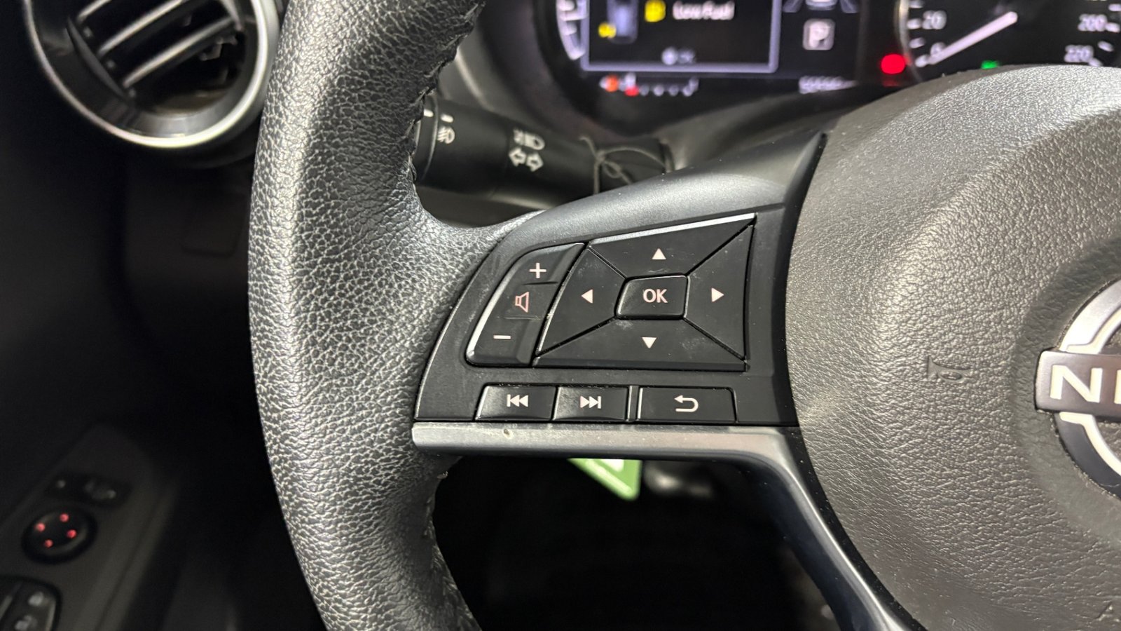 Nissan KICKS 2023 - Imagen 14 de 15