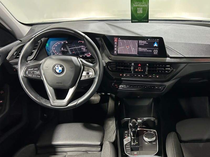 BMW 118 2023 - Imagen 12 de 15