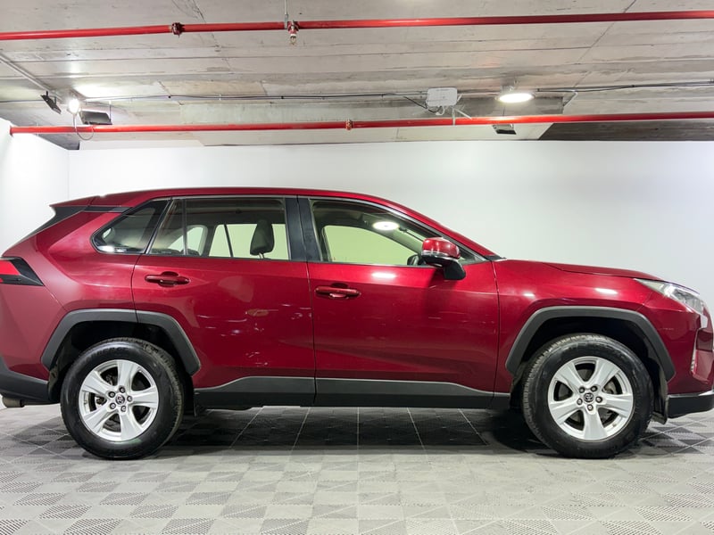 Toyota RAV4 2020 - Imagen 6 de 15