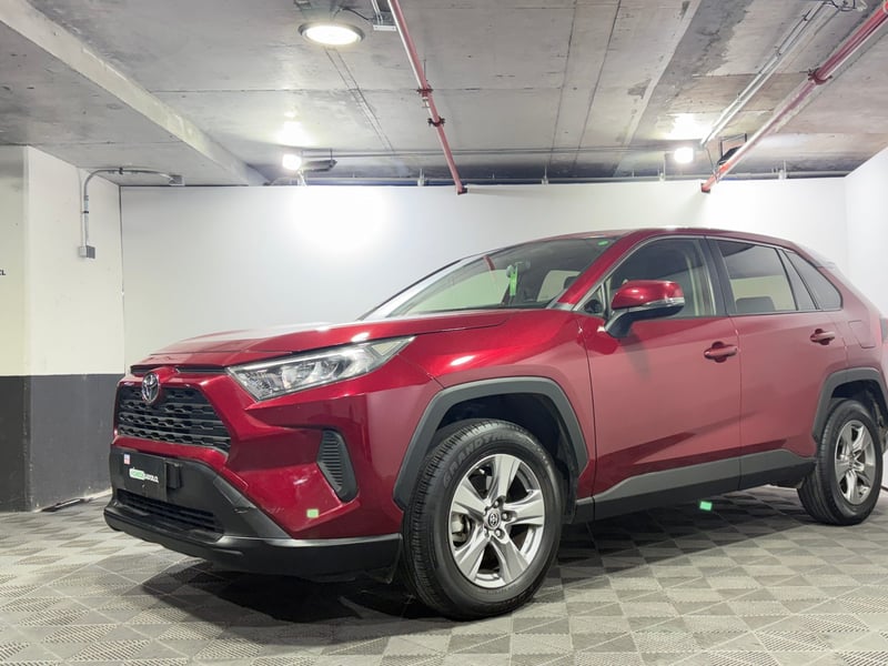 Toyota RAV4 2023 - Imagen 3 de 15