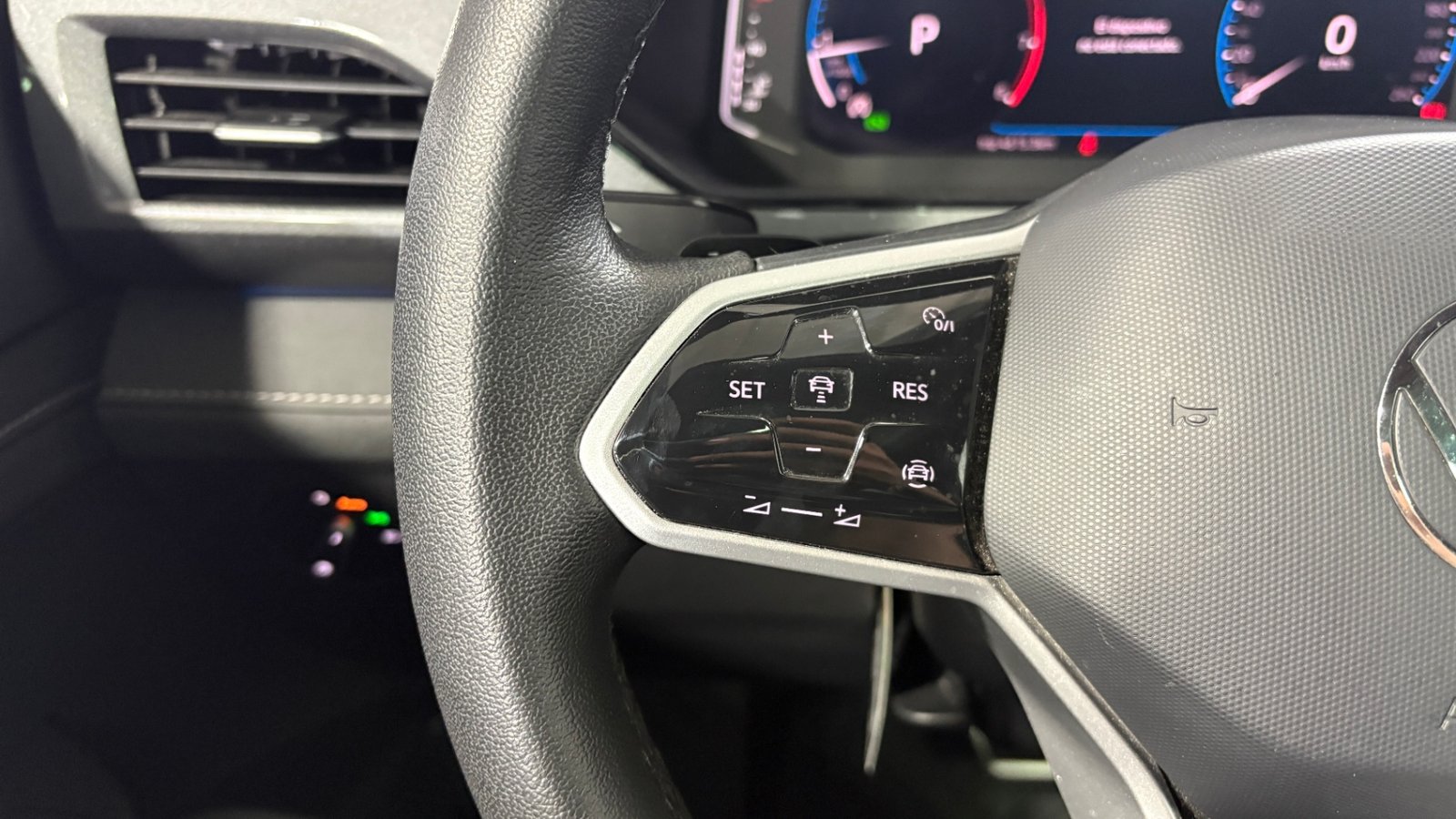 Volkswagen TAOS 2025 - Imagen 14 de 15