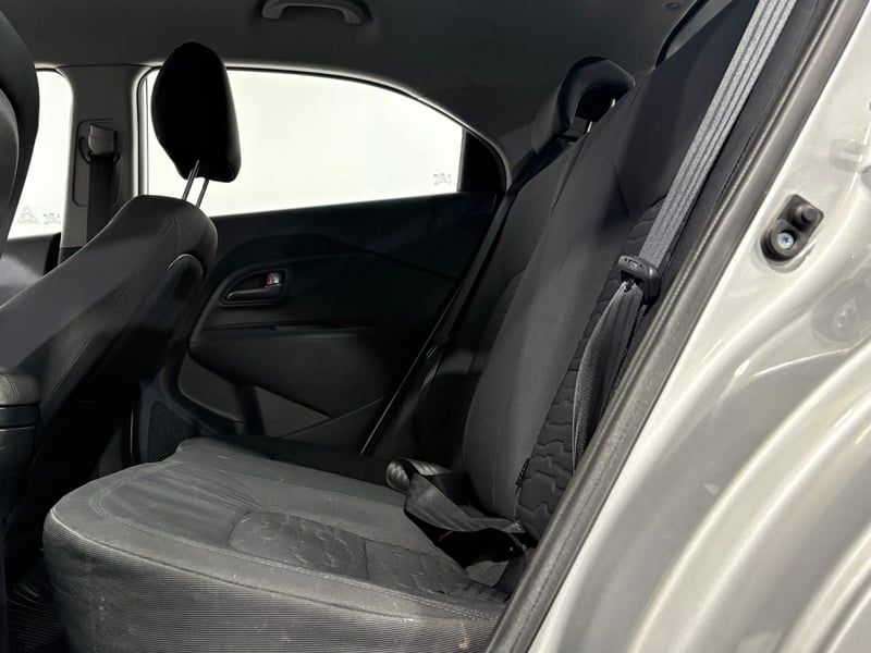 Kia RIO 5 2017 - Imagen 11 de 15