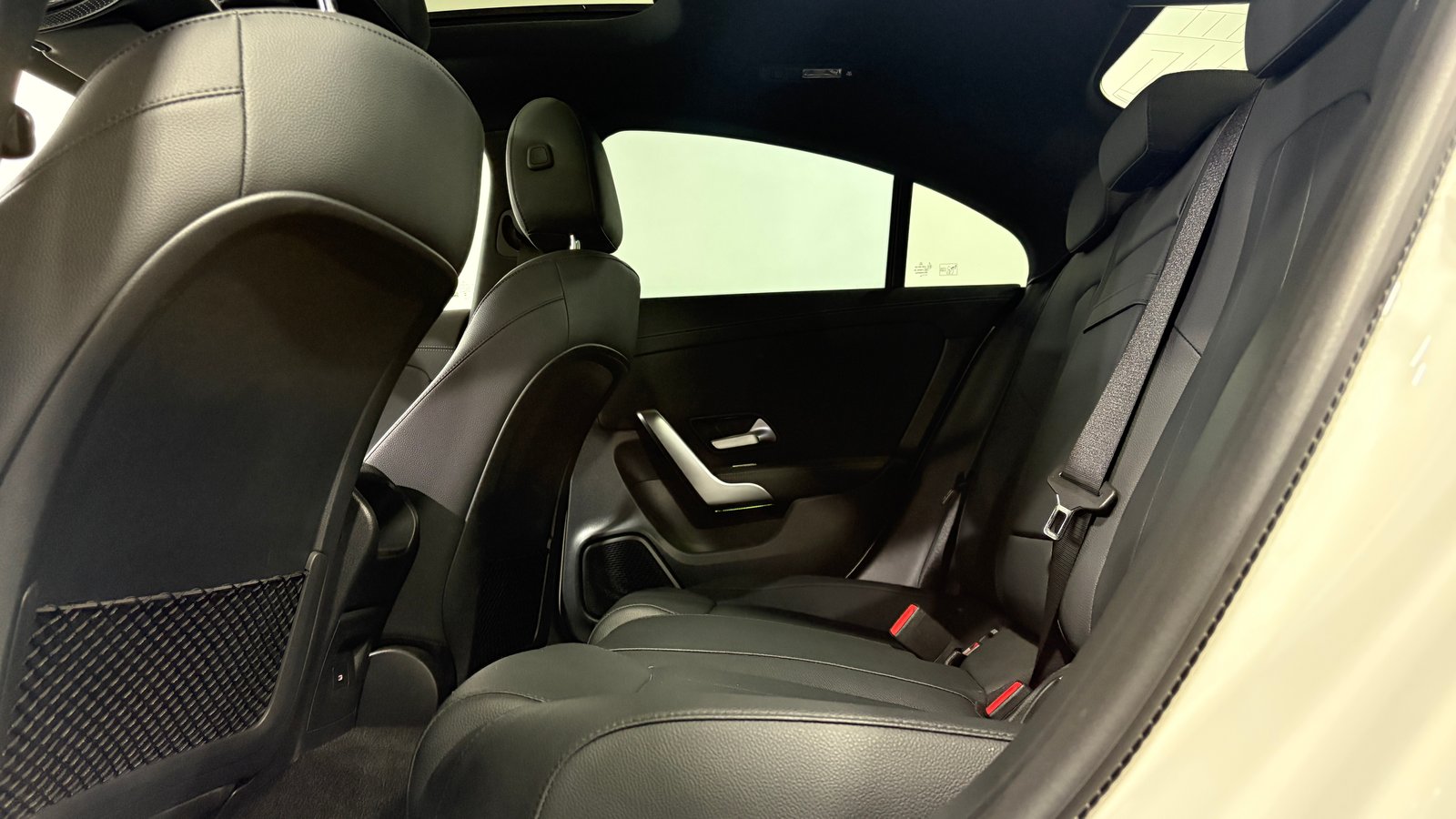 Mercedes-Benz CLA200 2025 - Imagen 11 de 15