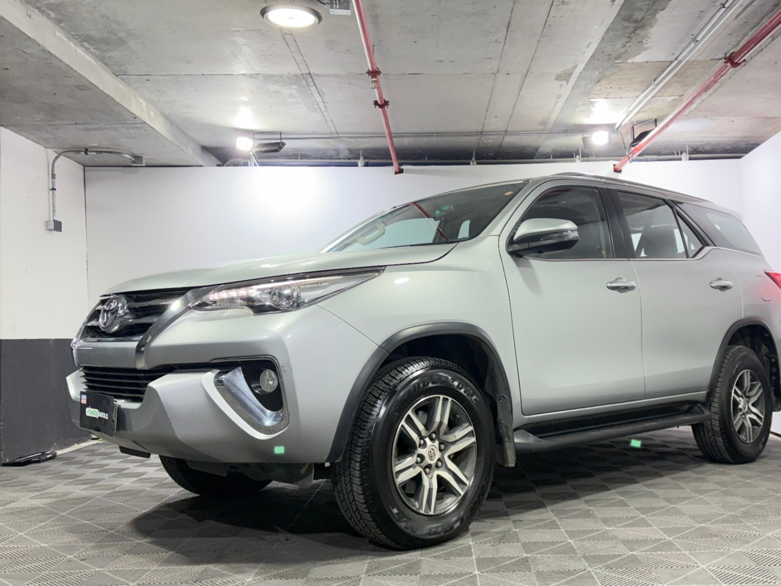 Toyota FORTUNER 2019 - Foto 3 de 15