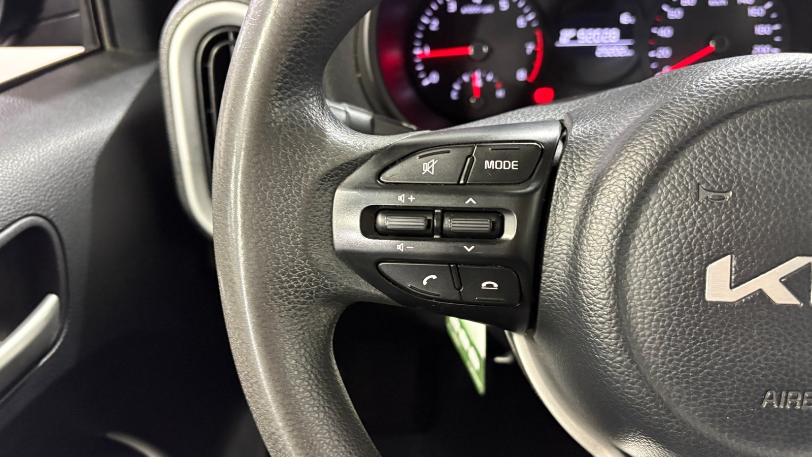 Kia MORNING 2023 - Imagen 14 de 15