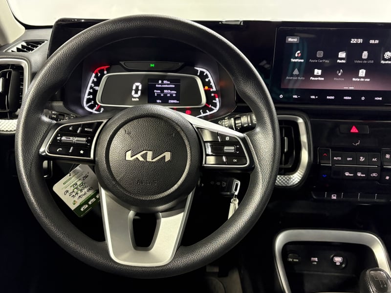 Kia SONET 2023 - Imagen 13 de 15