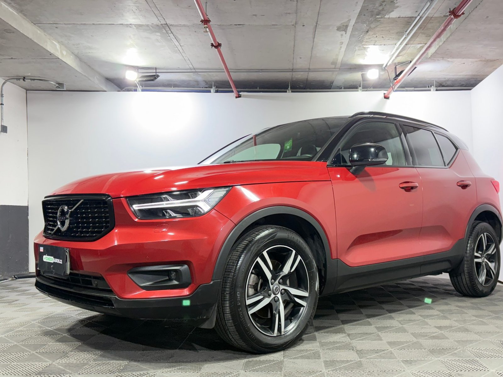 Volvo XC40 2021 - Foto 3 de 15