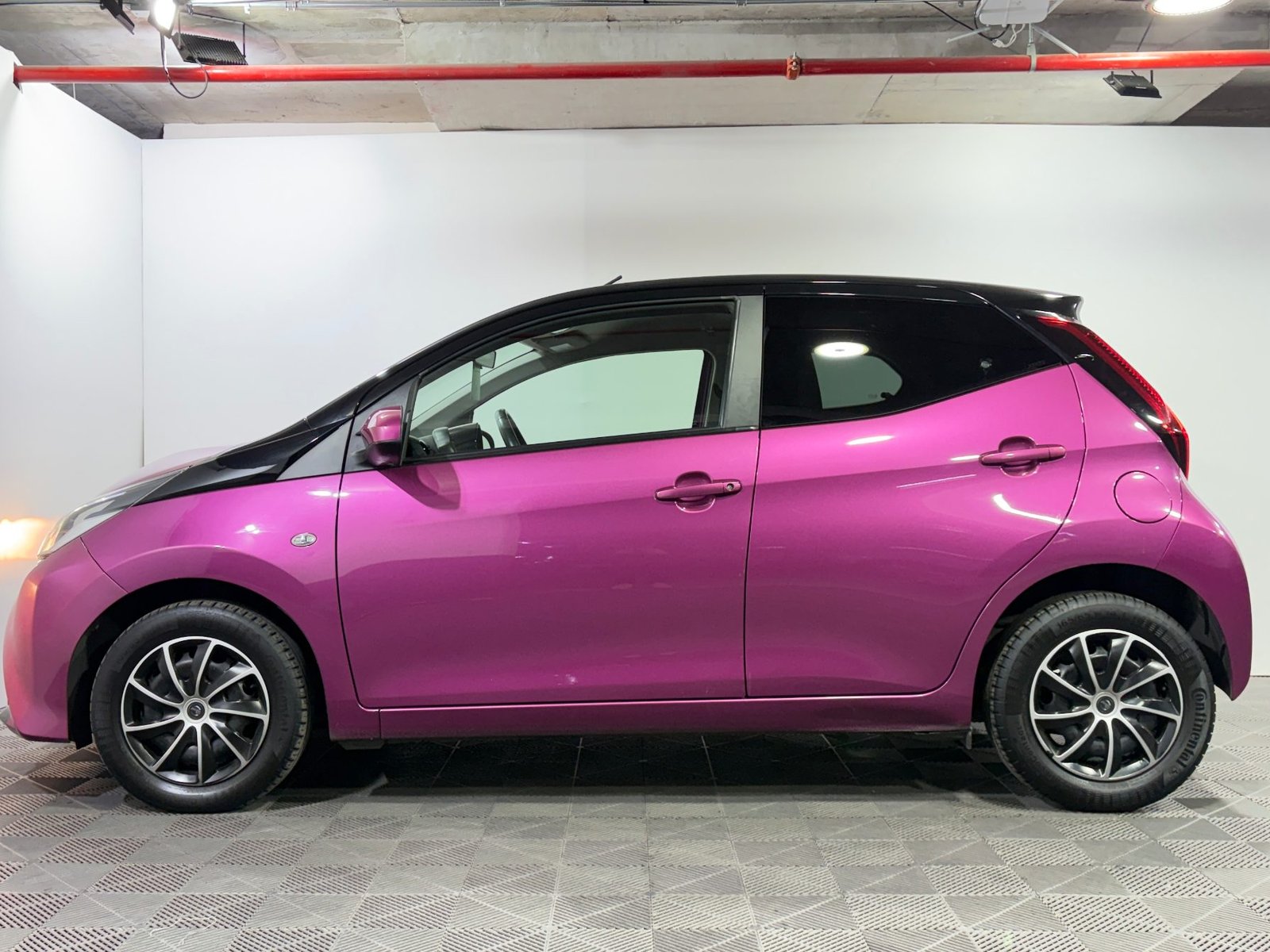 Toyota AYGO 2019 - Foto 4 de 15