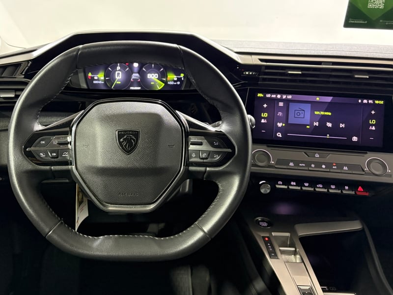 Peugeot 308 2023 - Imagen 13 de 15