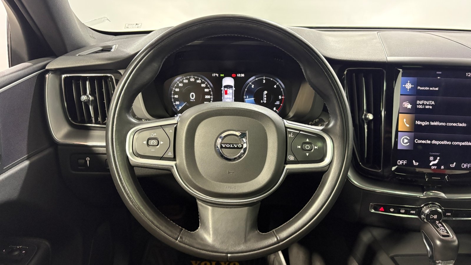 Volvo XC60 2018 - Imagen 13 de 15