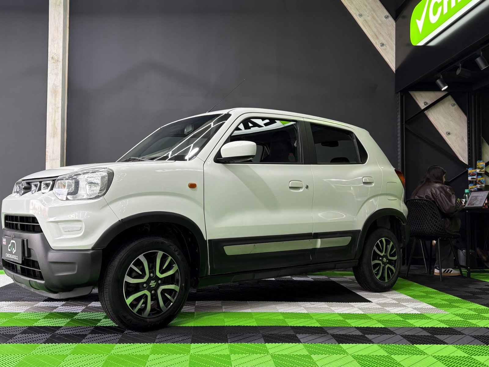 Suzuki S-PRESSO 2023 - Foto 3 de 15