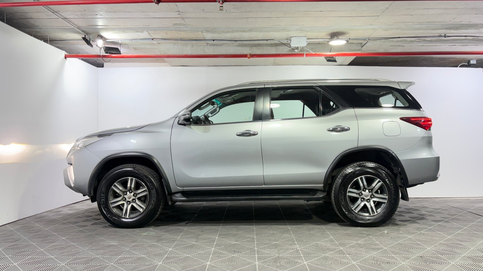 Toyota FORTUNER 2019 - Imagen 4 de 15