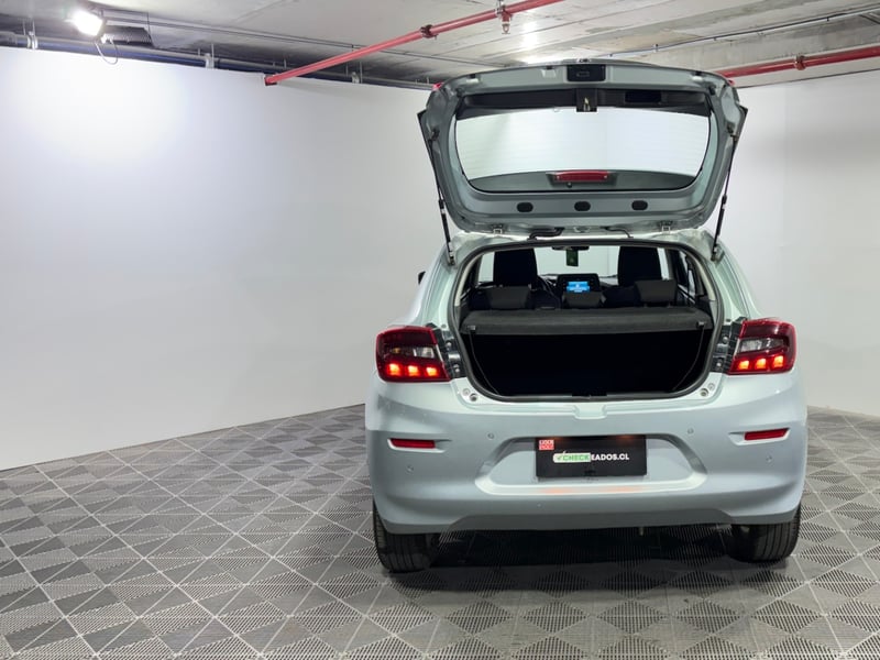 Suzuki BALENO 2024 - Imagen 9 de 15