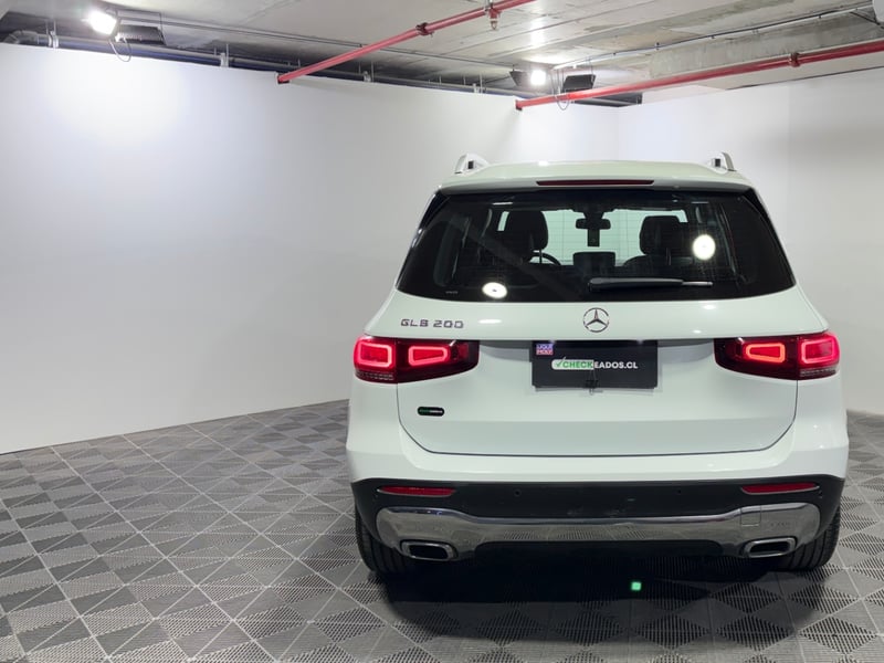 Mercedes-Benz GLB200 2023 - Imagen 8 de 15