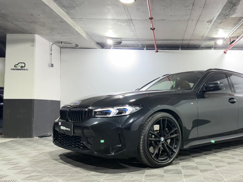 BMW 330I 2024 - Imagen 3 de 15