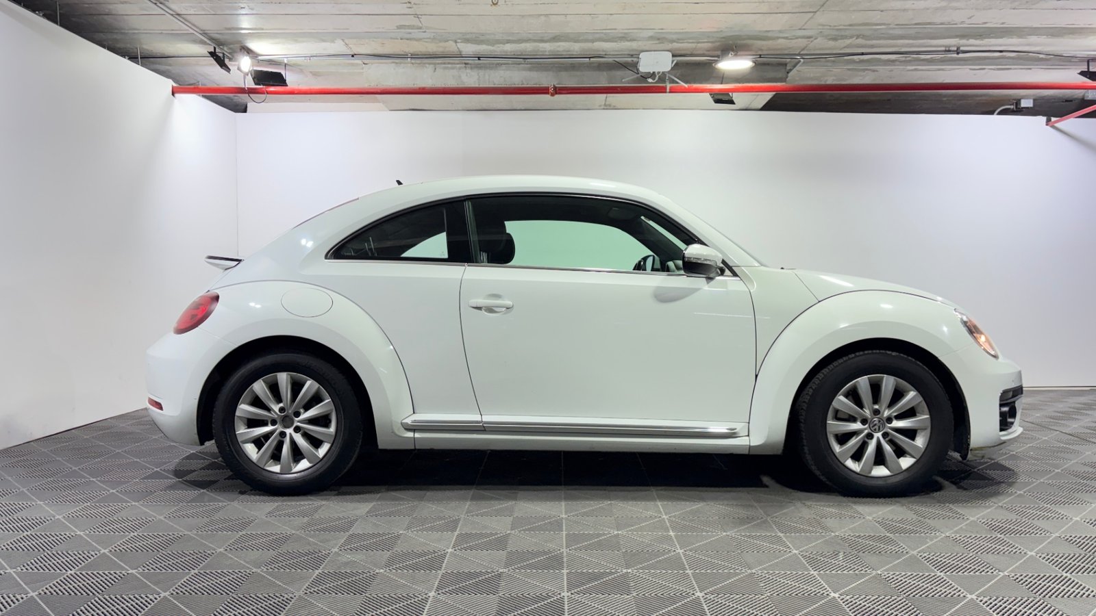 Volkswagen BEETLE 2019 - Imagen 6 de 15