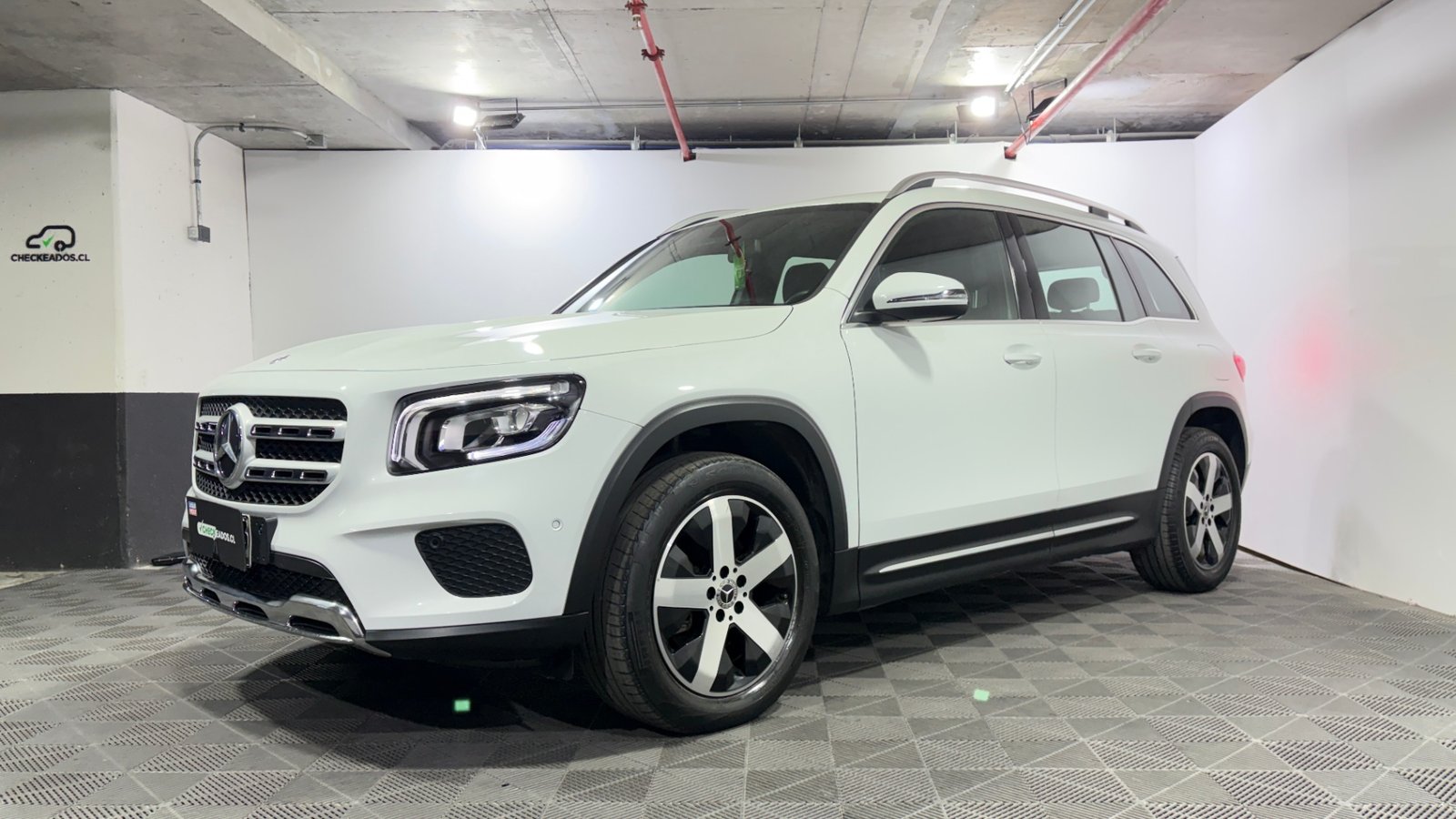Mercedes-Benz GLB200 2023 - Imagen 3 de 15