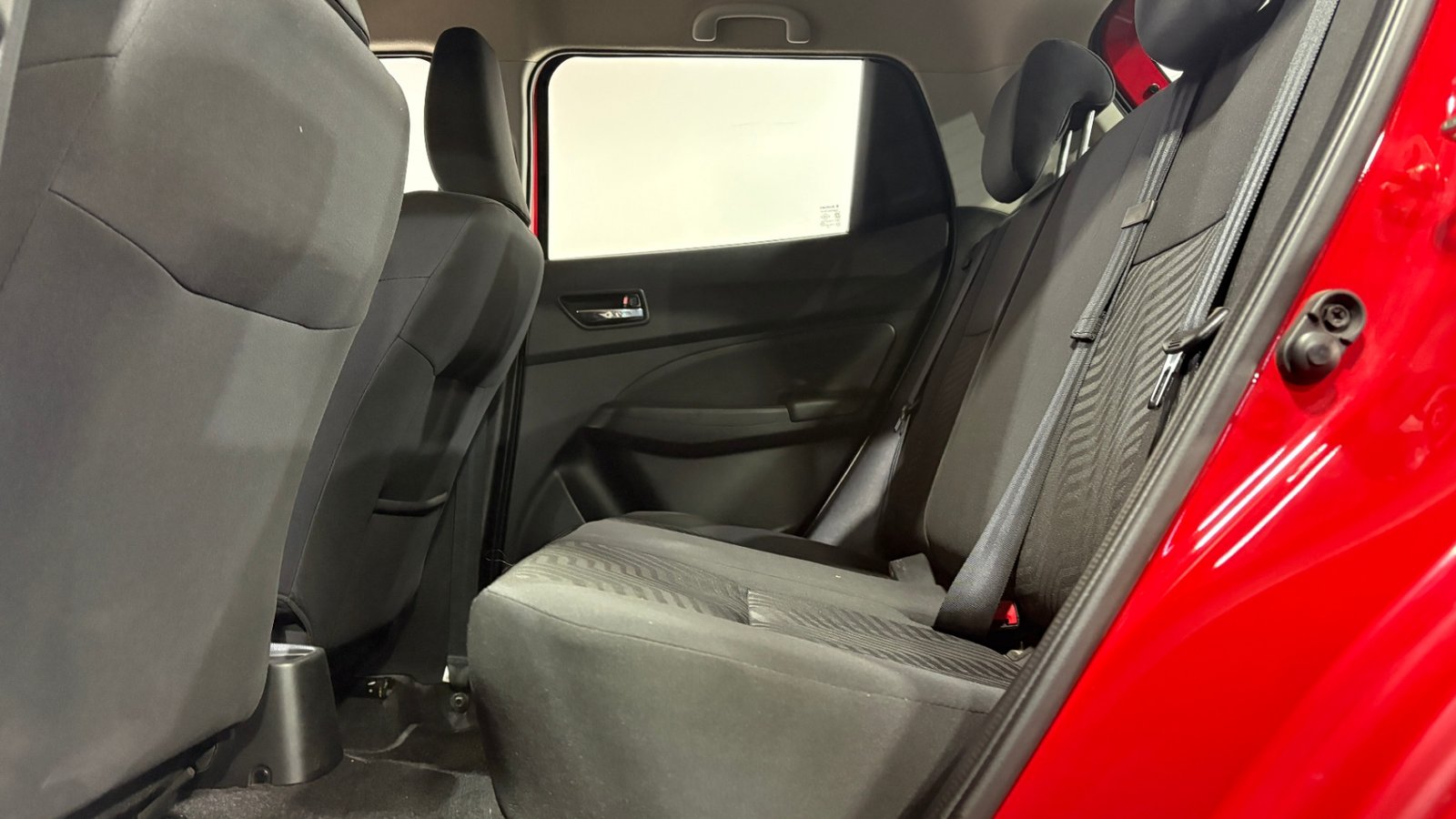 Suzuki SWIFT 2023 - Imagen 11 de 15