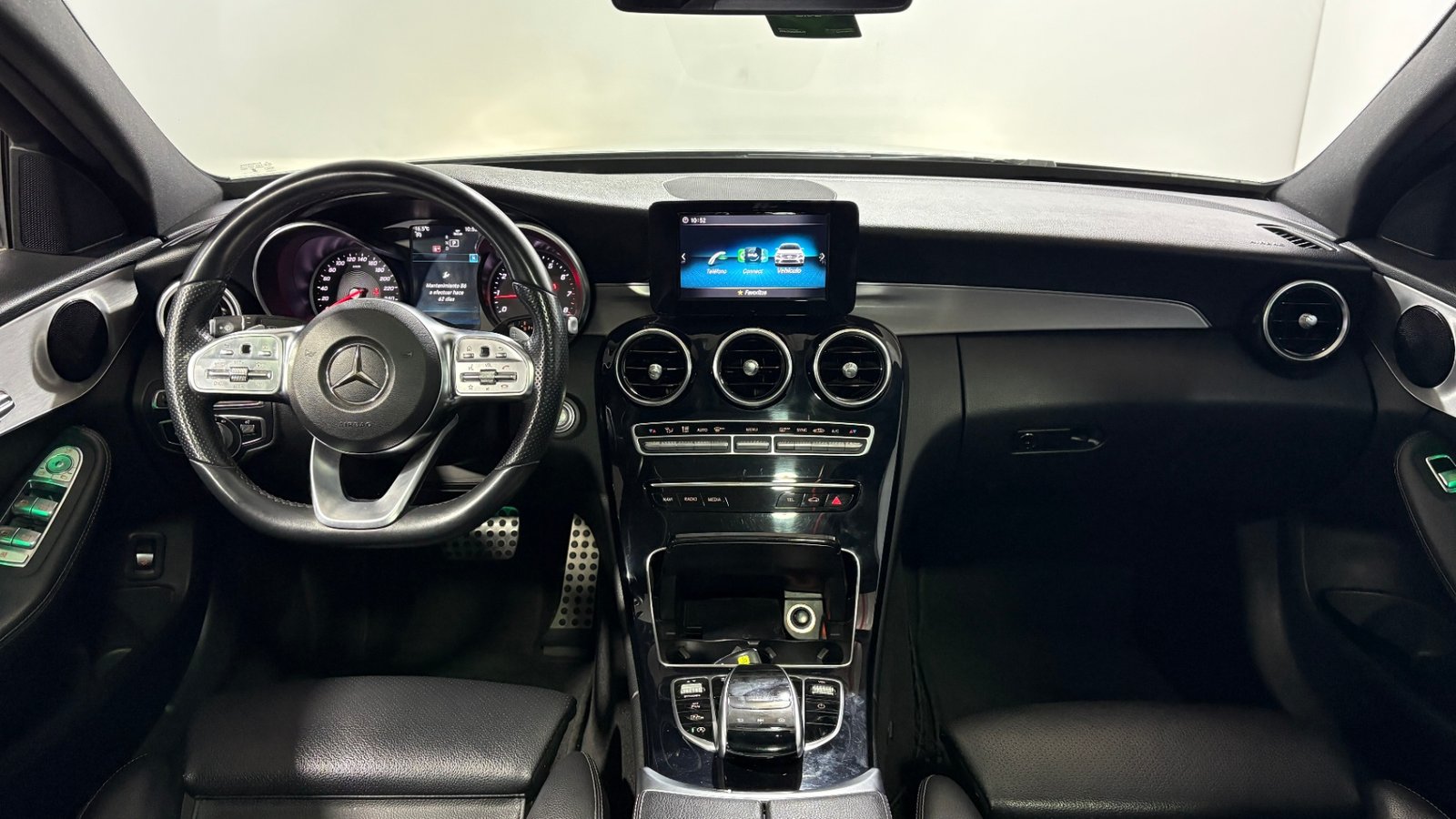 Mercedes-Benz C300 2019 - Imagen 12 de 15