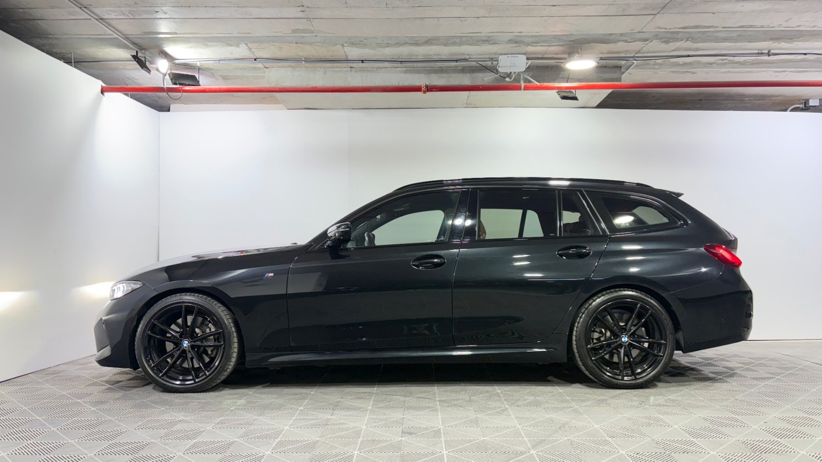 BMW 330I 2024 - Imagen 4 de 15