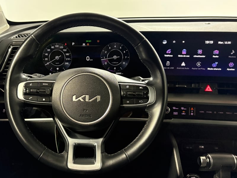 Kia SPORTAGE 2024 - Imagen 13 de 15
