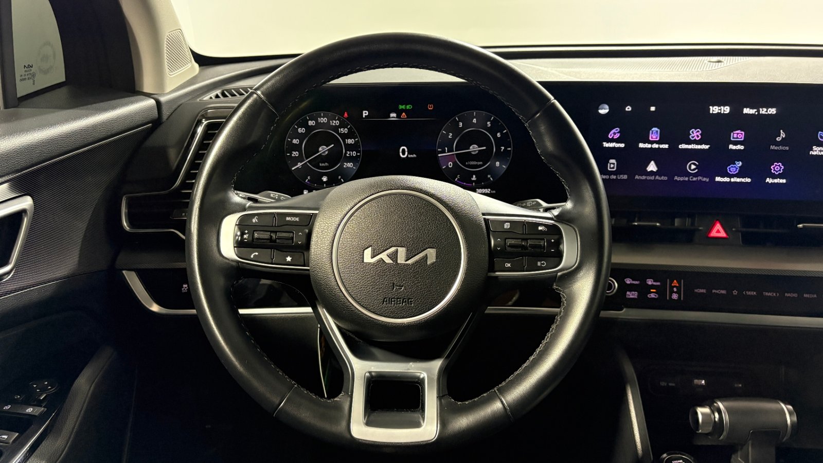 Kia SPORTAGE 2024 - Imagen 13 de 15
