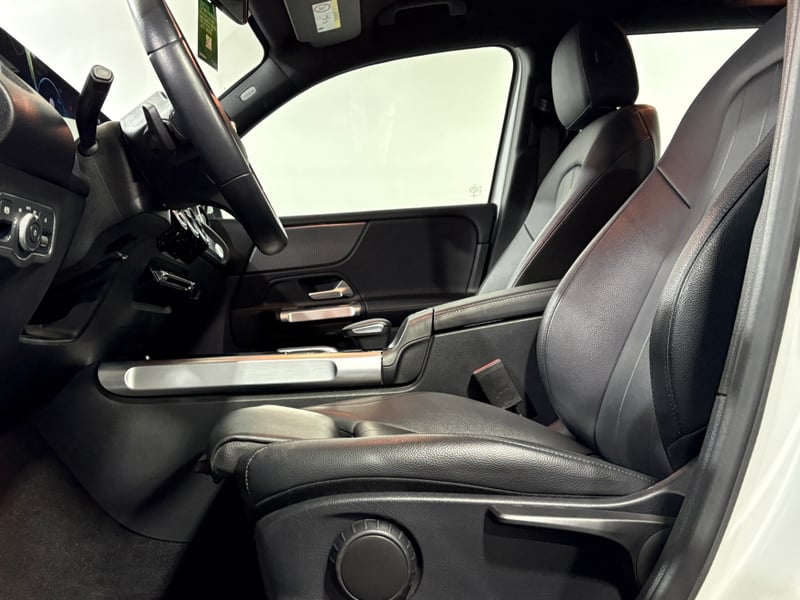 Mercedes-Benz GLB200 2023 - Imagen 10 de 15