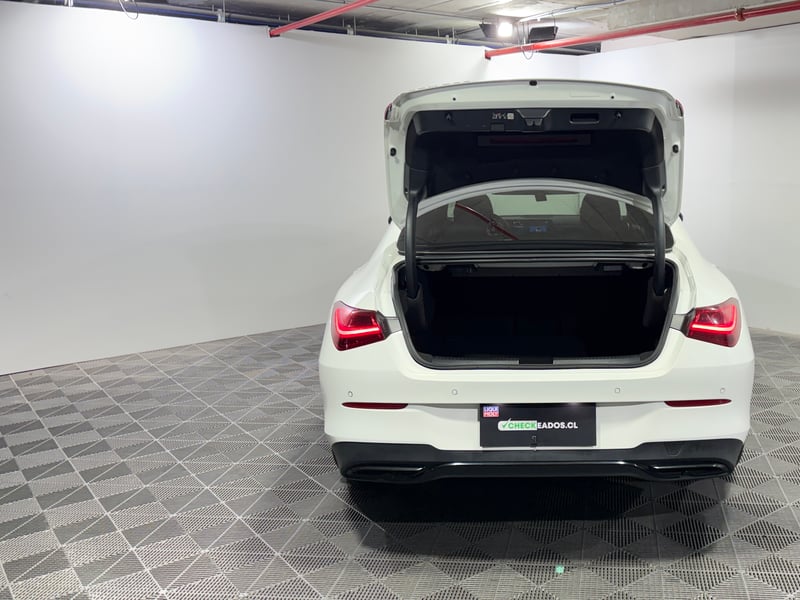 Mercedes-Benz CLA200 2025 - Imagen 9 de 15