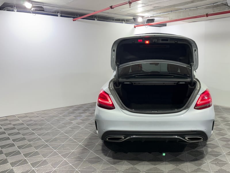 Mercedes-Benz C300 2019 - Imagen 9 de 15