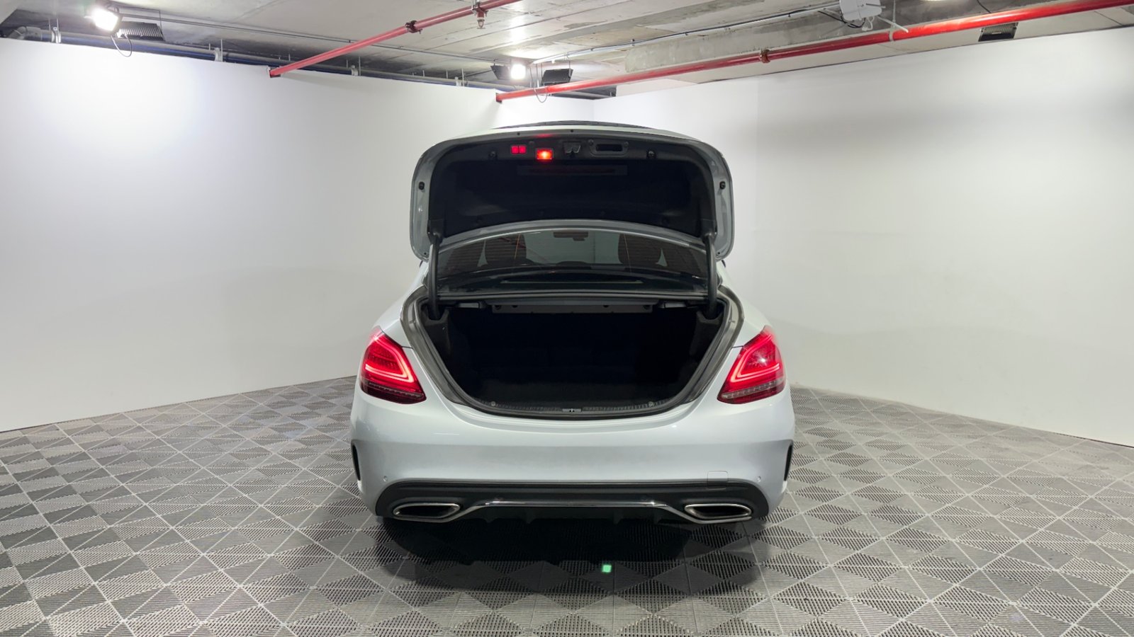 Mercedes-Benz C300 2019 - Imagen 9 de 15