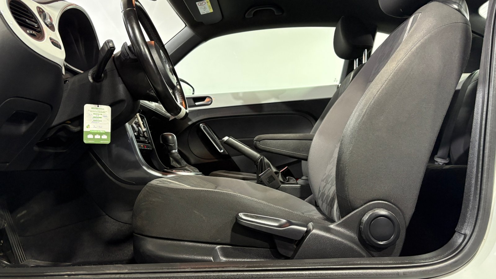 Volkswagen BEETLE 2019 - Imagen 10 de 15