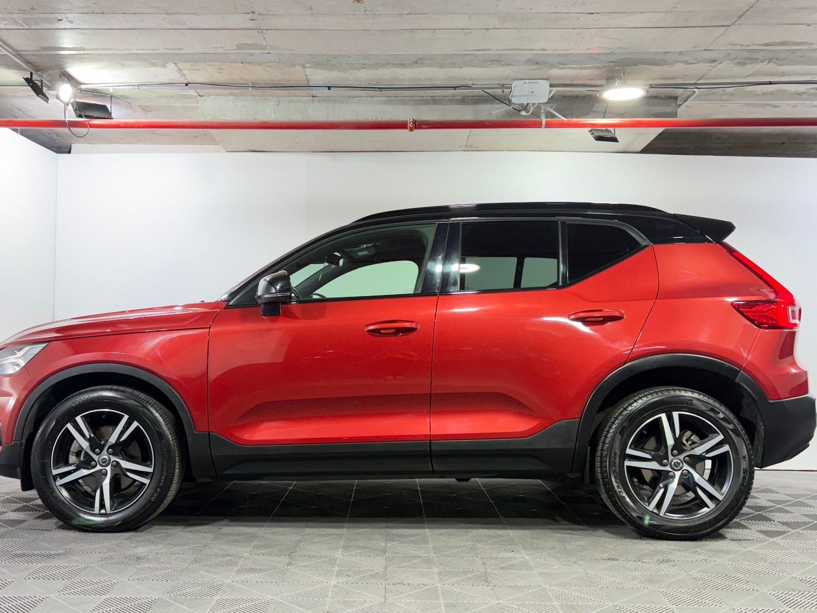 Volvo XC40 2021 - Foto 4 de 15