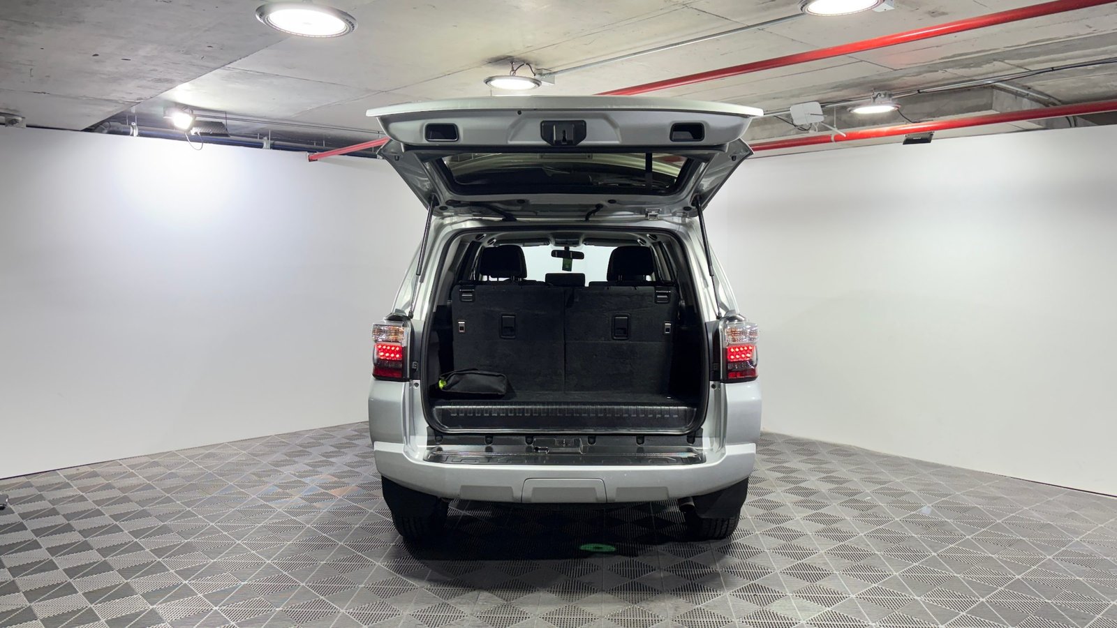 Toyota 4RUNNER 2024 - Imagen 9 de 15