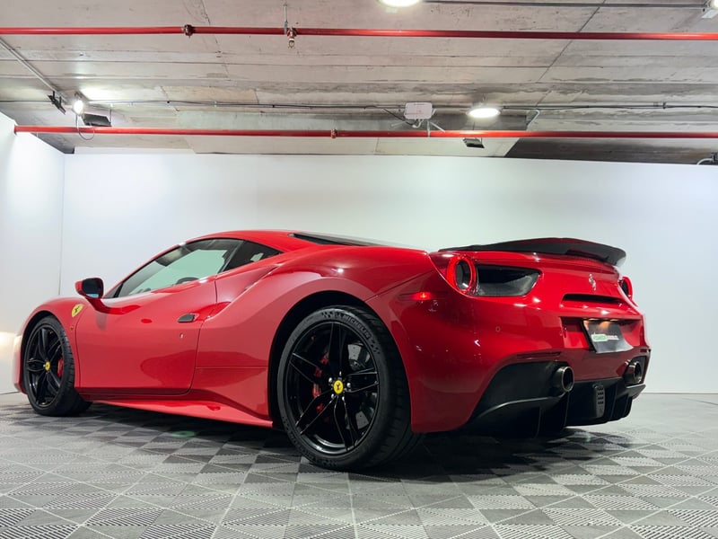 Ferrari 488 2018 - Imagen 5 de 15