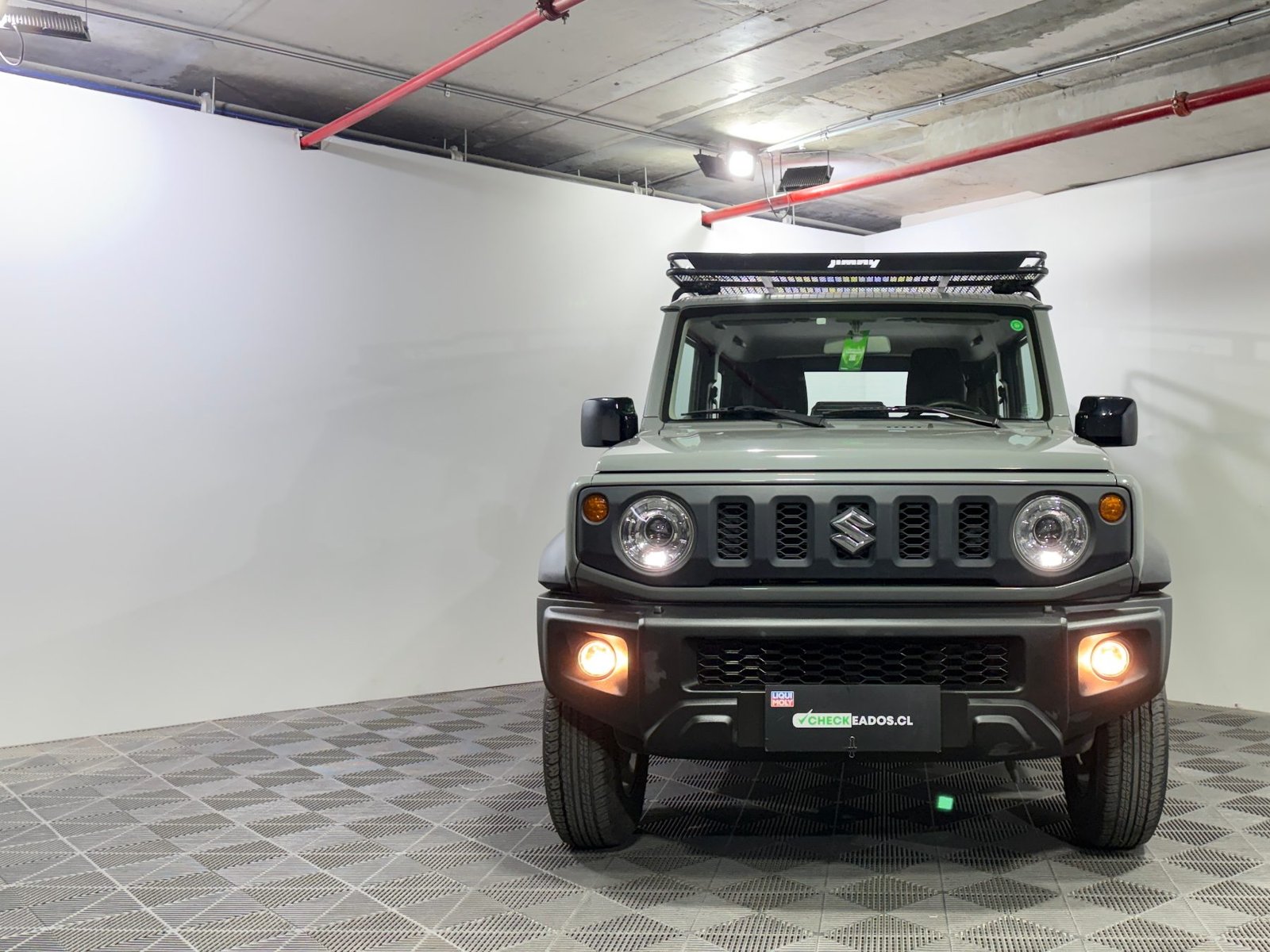Suzuki JIMNY 2023 - Foto 2 de 15