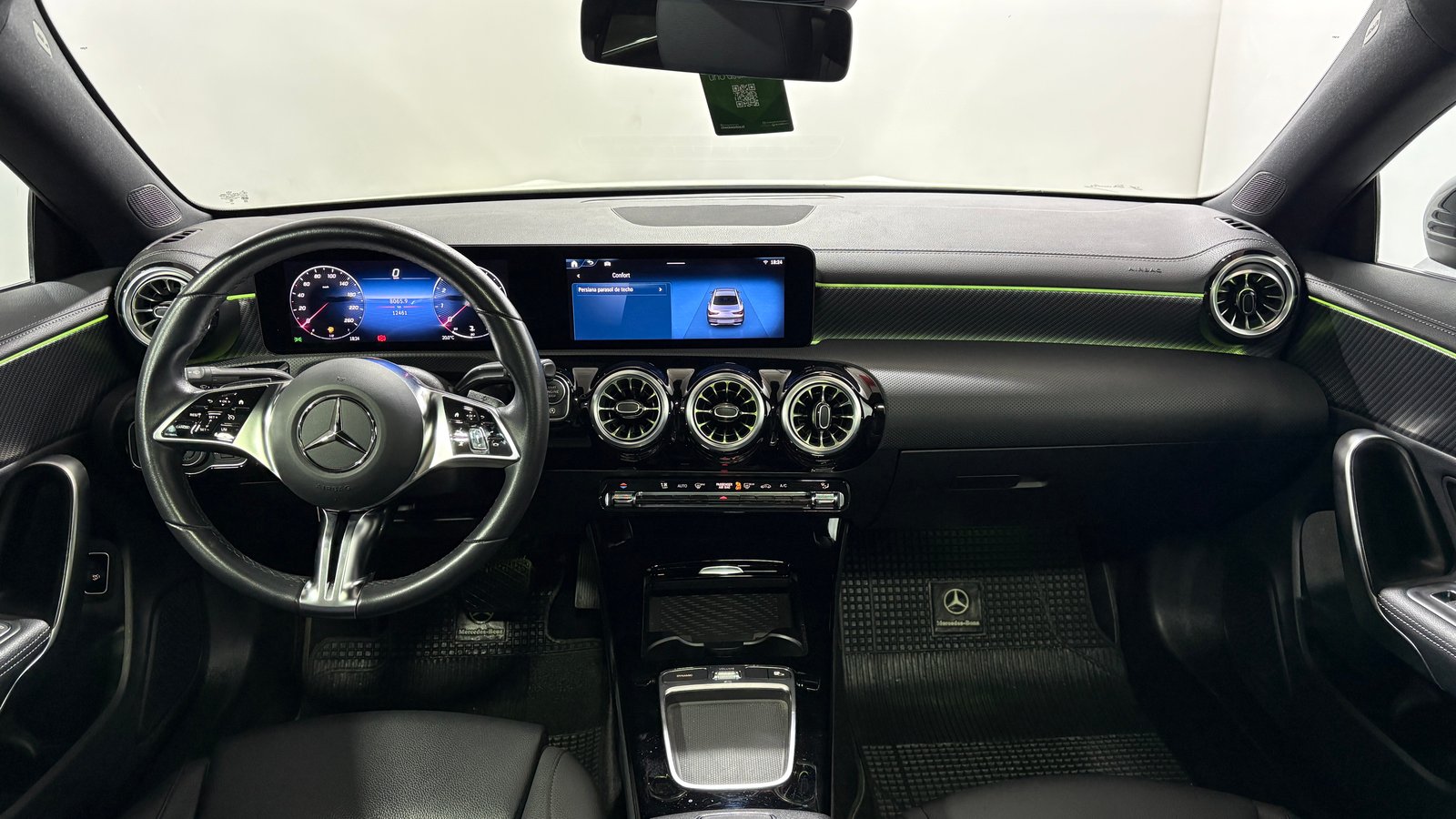 Mercedes-Benz CLA200 2025 - Imagen 12 de 15