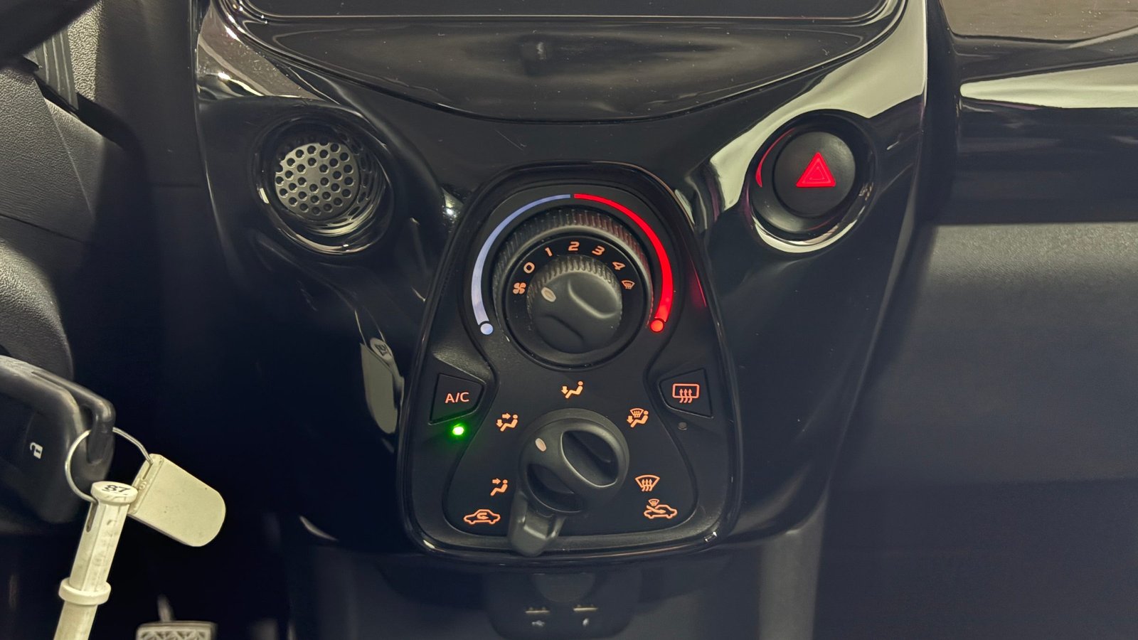 Toyota AYGO 2019 - Imagen 15 de 15