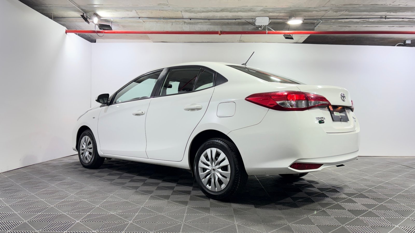 Toyota YARIS 2022 - Imagen 5 de 15