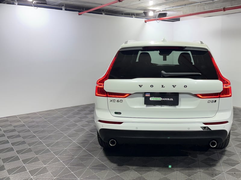 Volvo XC60 2018 - Imagen 8 de 15