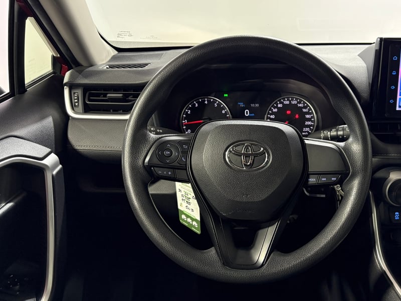 Toyota RAV4 2023 - Imagen 13 de 15