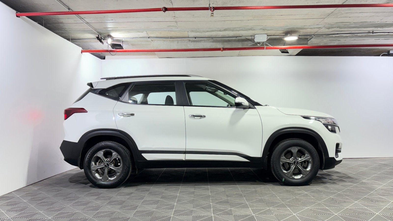 Kia SELTOS 2021 - Imagen 6 de 15
