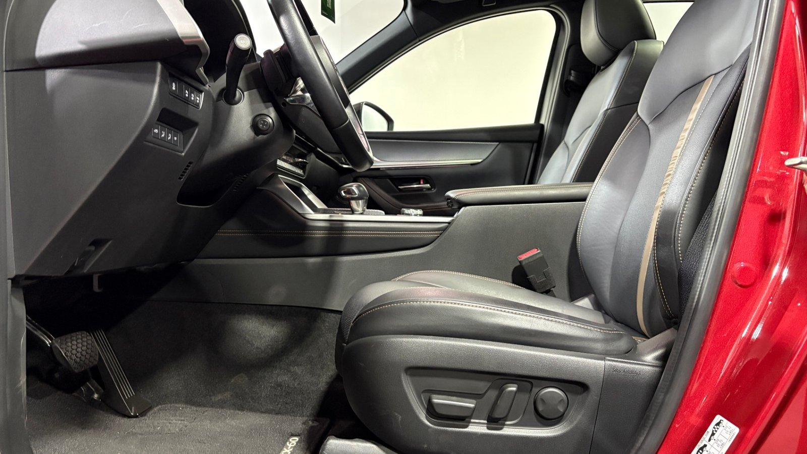 Mazda CX-60 2025 - Imagen 10 de 15