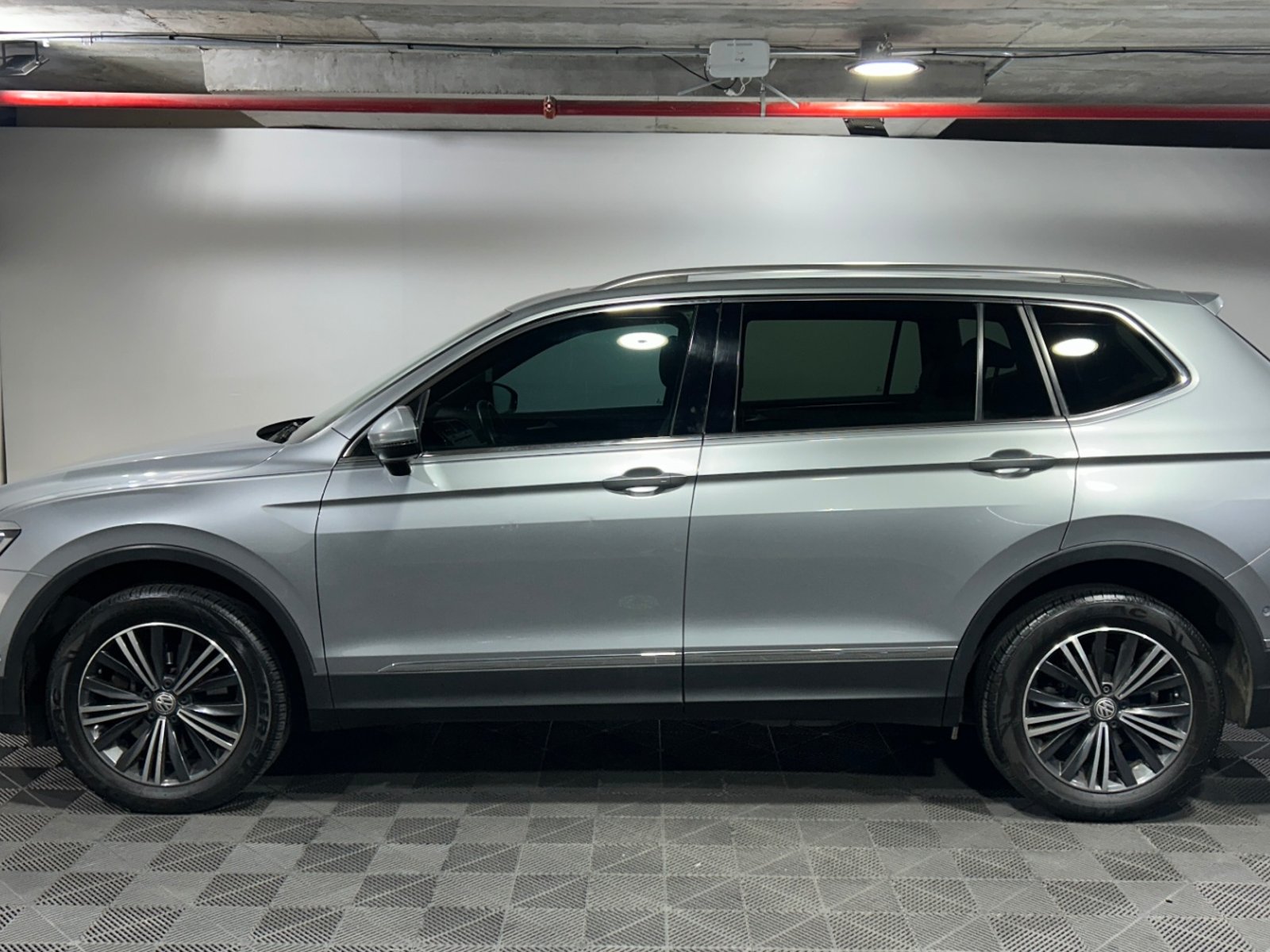Volkswagen TIGUAN 2020 - Foto 4 de 15