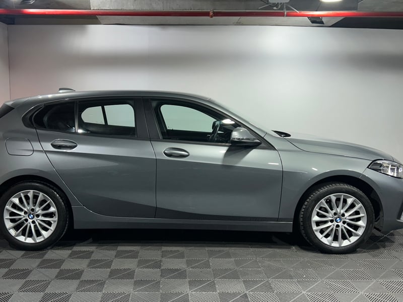 BMW 118 2023 - Imagen 6 de 15