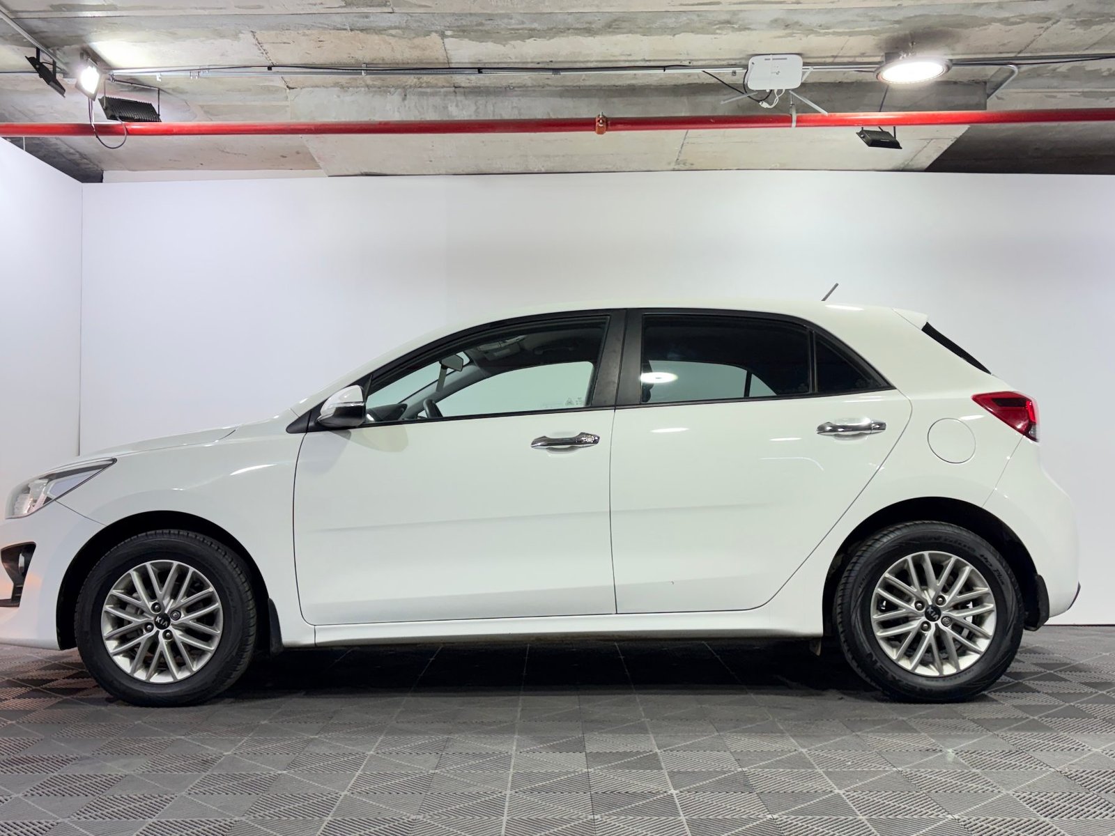 Kia RIO 5 2022 - Foto 4 de 15