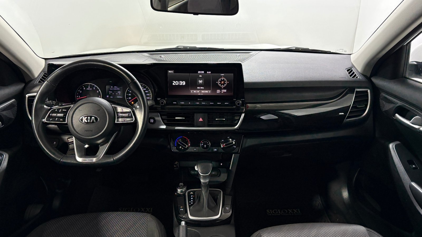 Kia SELTOS 2021 - Imagen 12 de 15