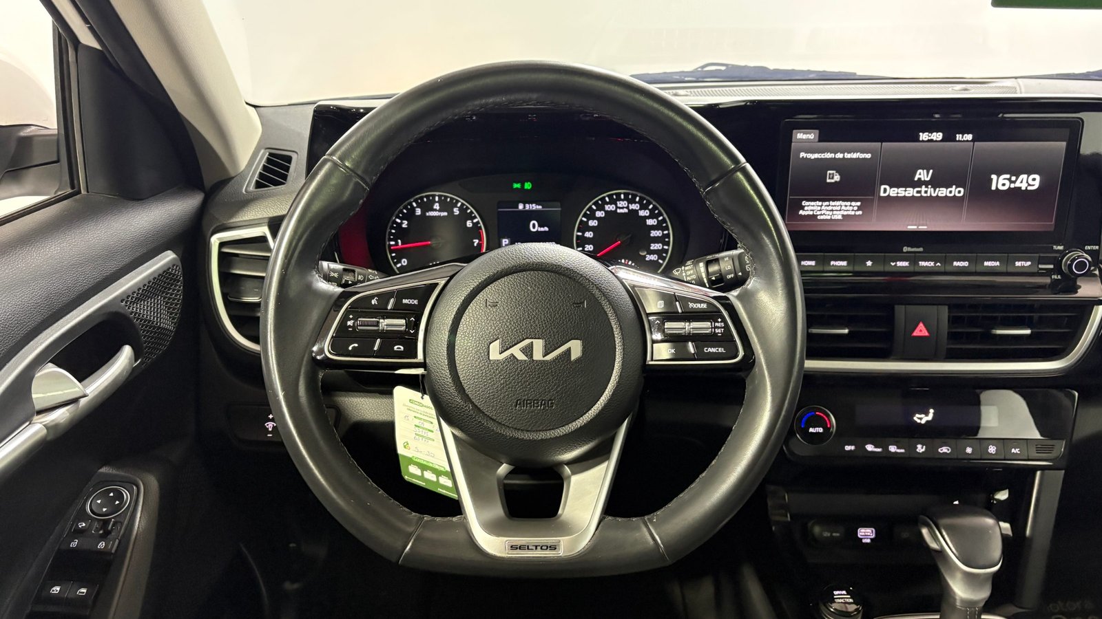 Kia SELTOS 2023 - Imagen 13 de 15
