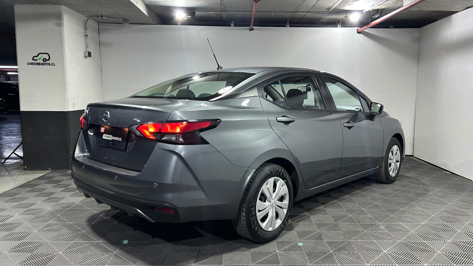 Nissan VERSA 2023 - Imagen 7 de 15