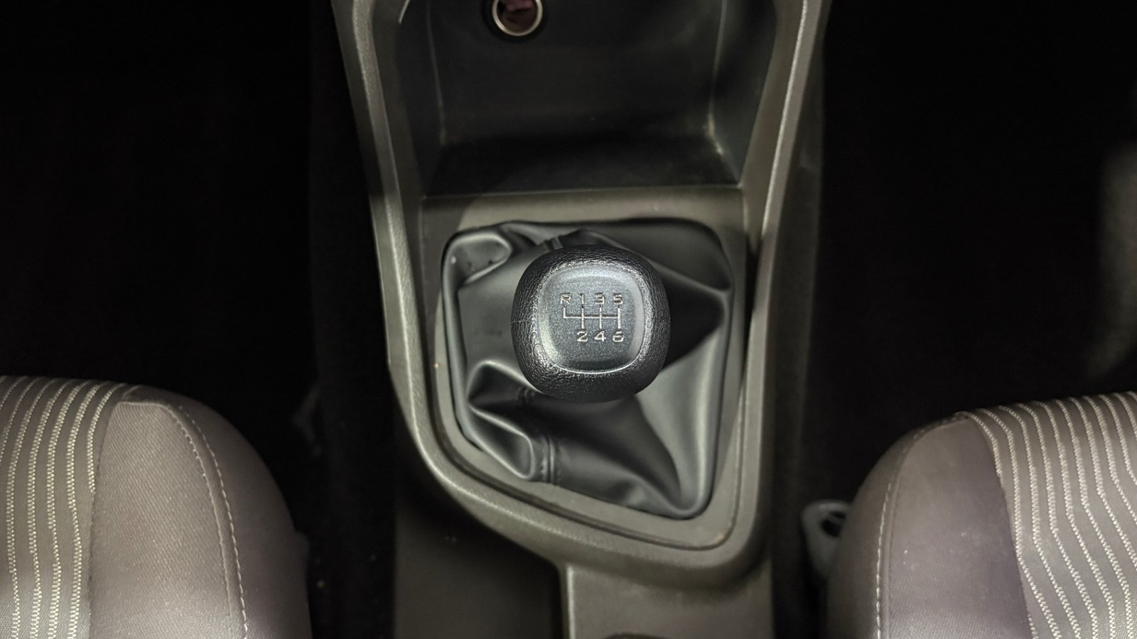 Chevrolet N400 2025 - Imagen 14 de 15